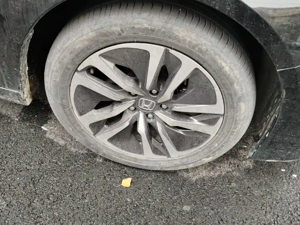 Honda Accord — фото 24