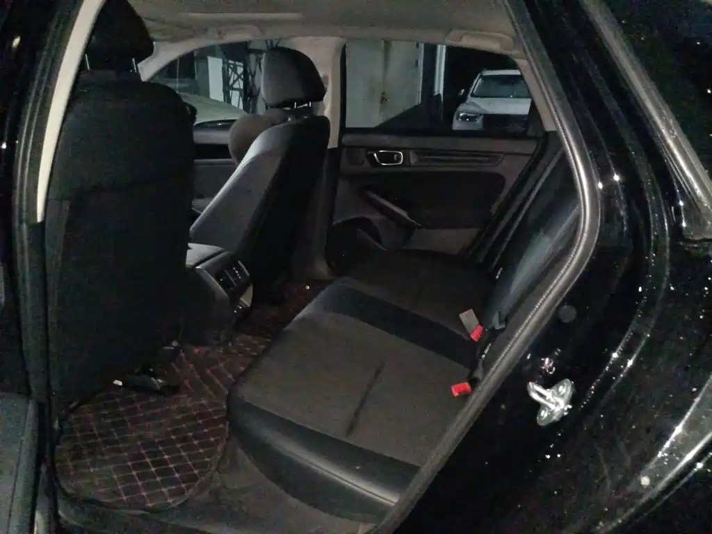 Honda Civic — фото 18
