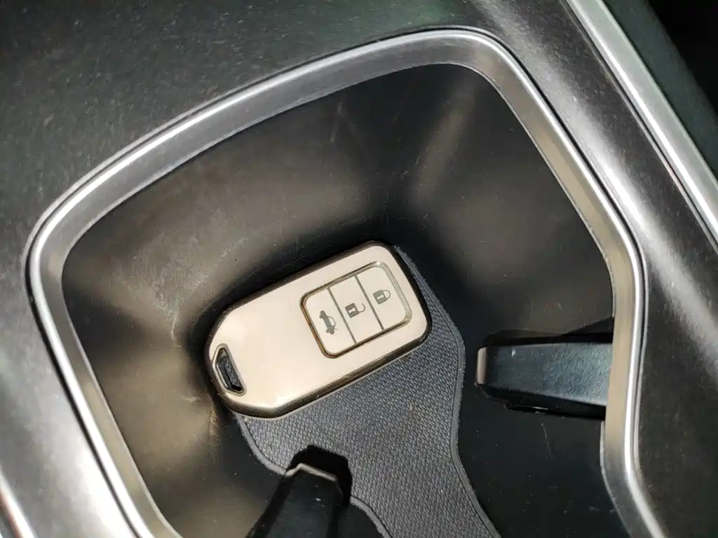 Honda Accord — фото 9
