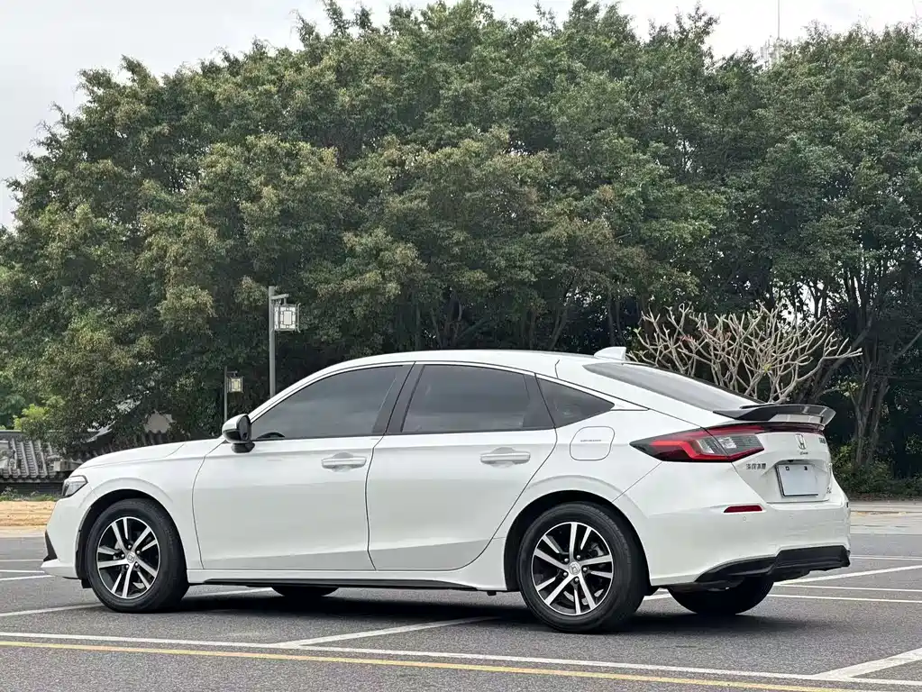 Honda Civic — фото 16