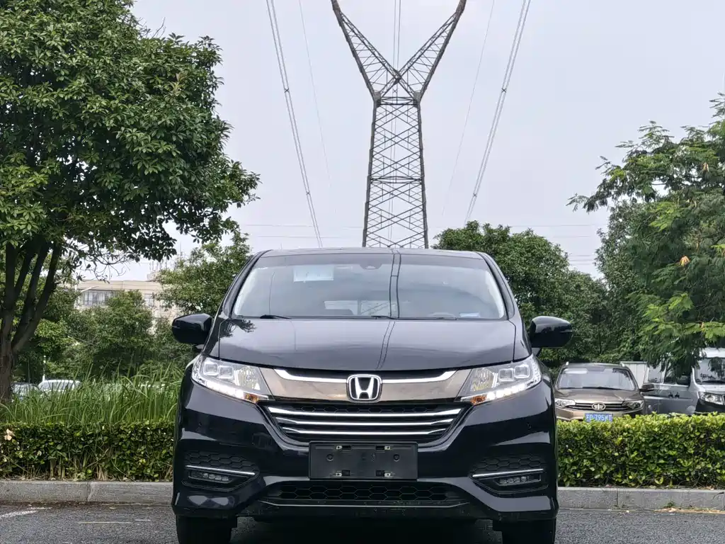Honda Odyssey — фото 2