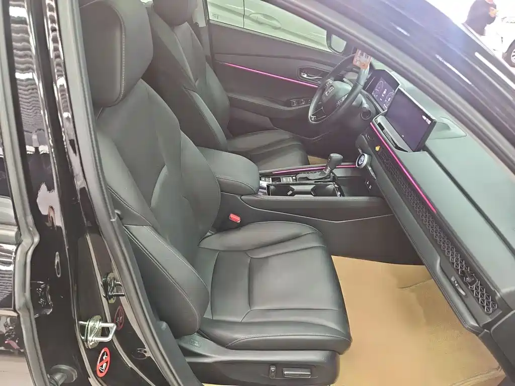 Honda Accord — фото 3