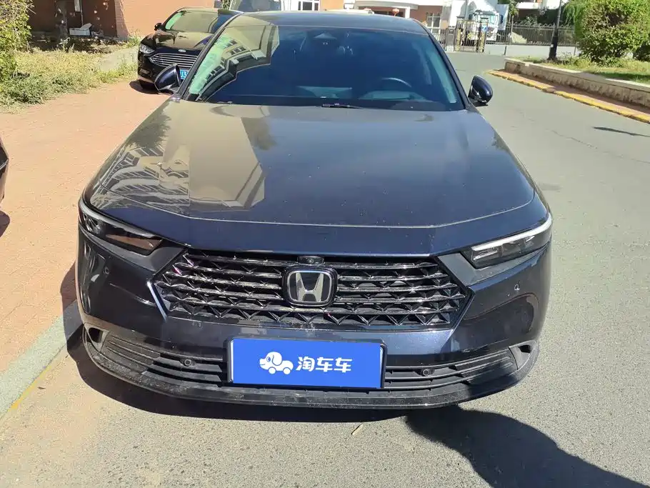 Honda Accord — фото 2