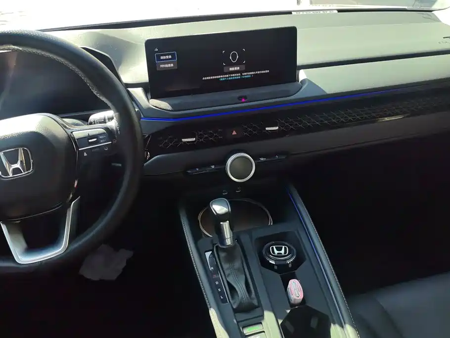 Honda Accord — фото 13