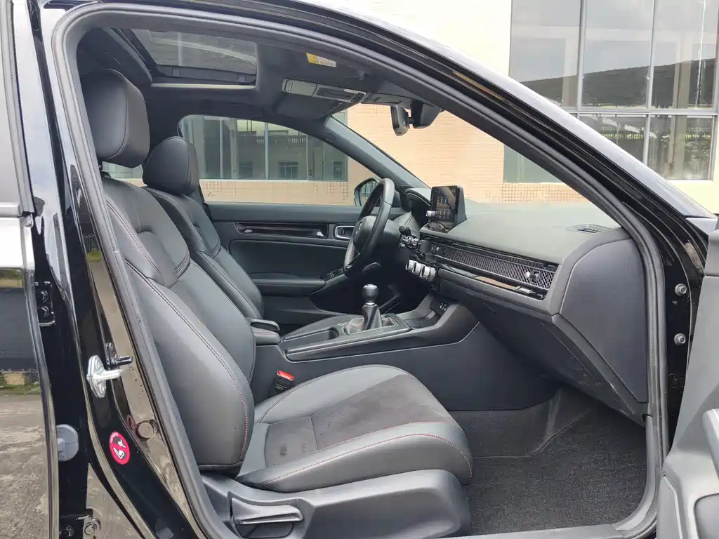 Honda Civic — фото 11