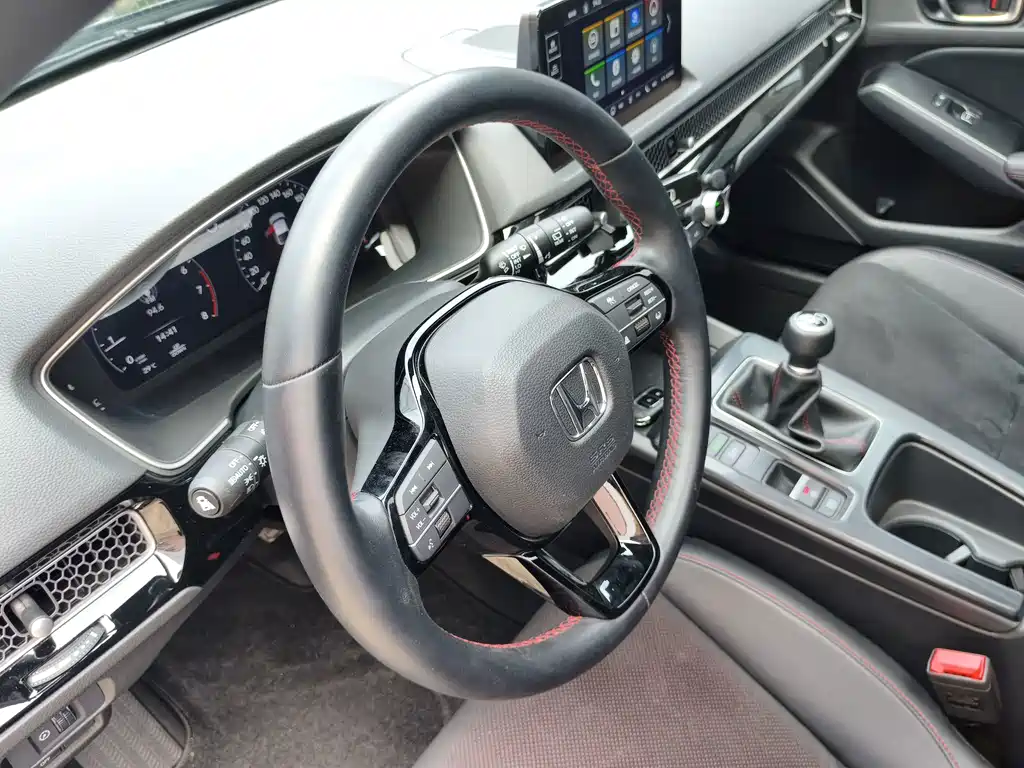 Honda Civic — фото 15