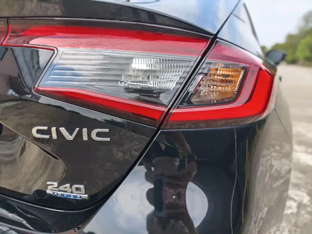 Honda Civic — фото 18