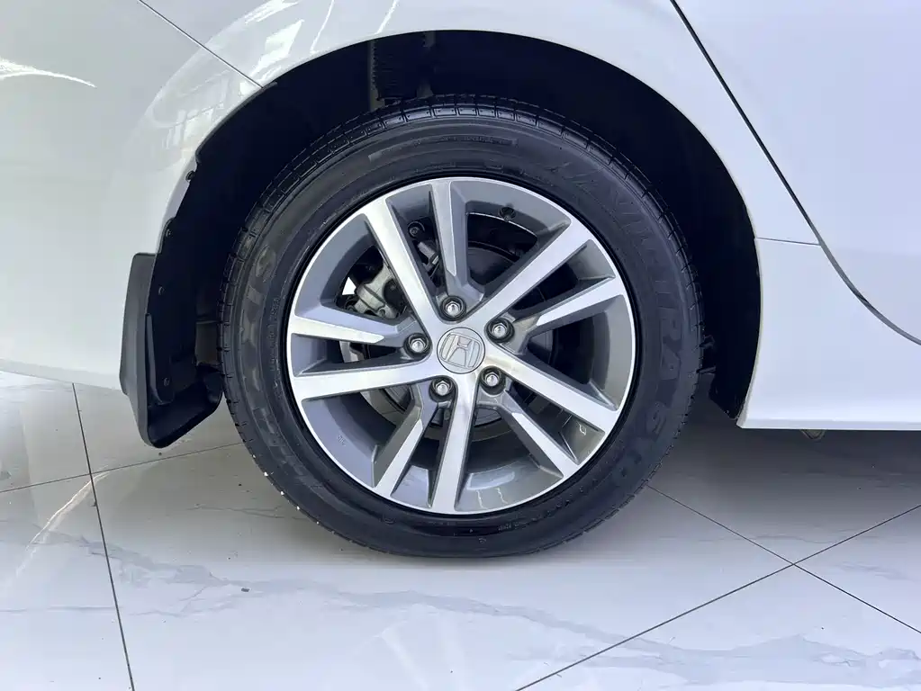 Honda Civic — фото 17