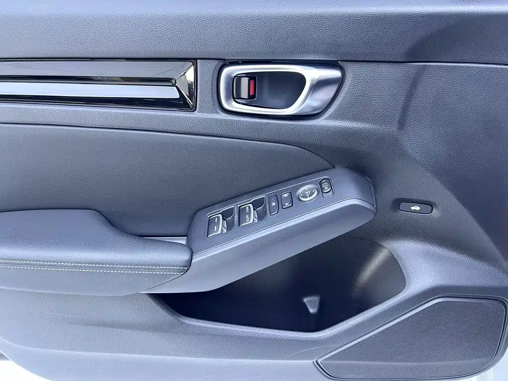 Honda Civic — фото 8