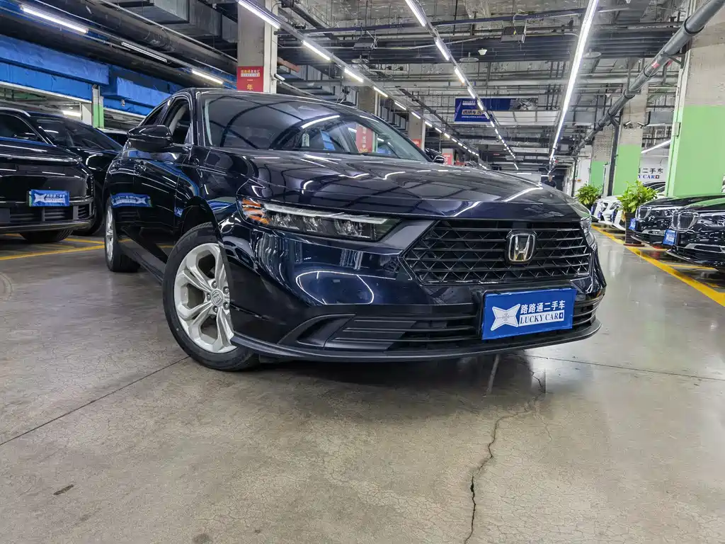 Honda Accord — фото 3