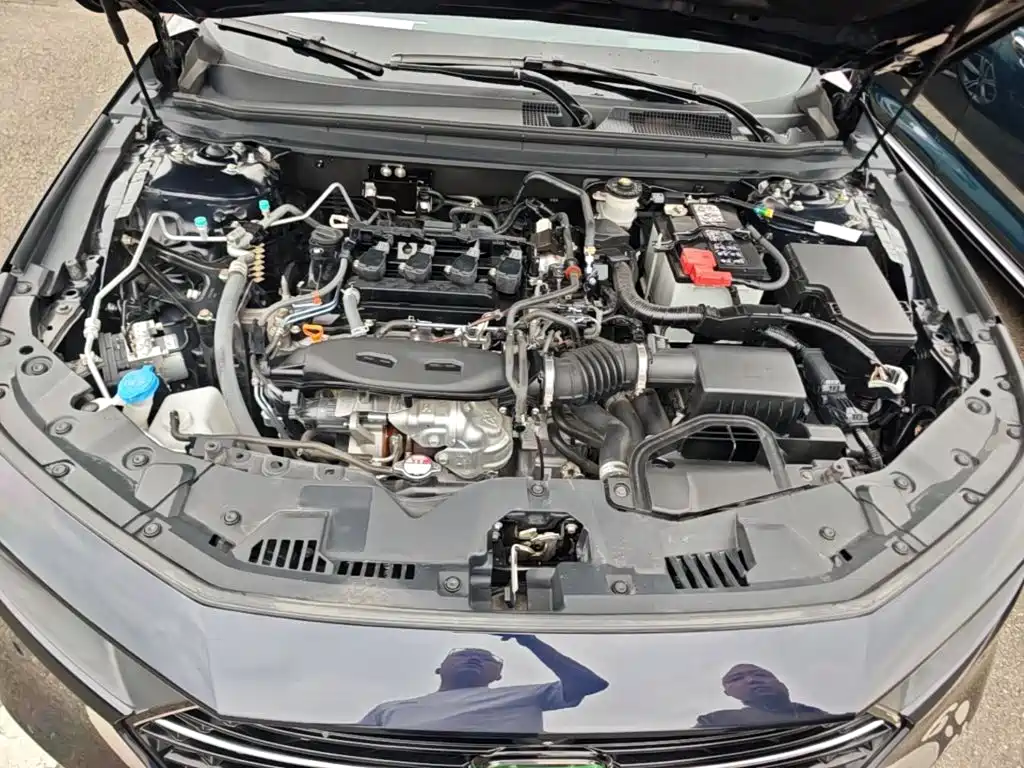 Honda Accord — фото 20