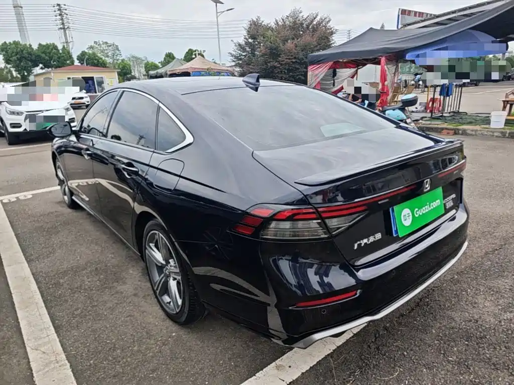 Honda Accord — фото 5