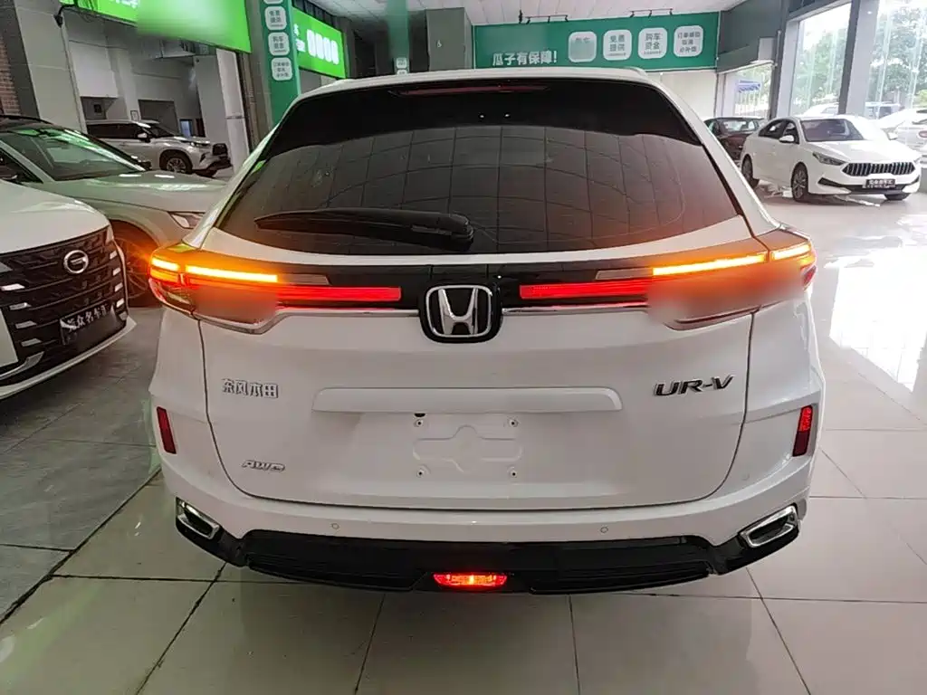 Honda UR-V — фото 6