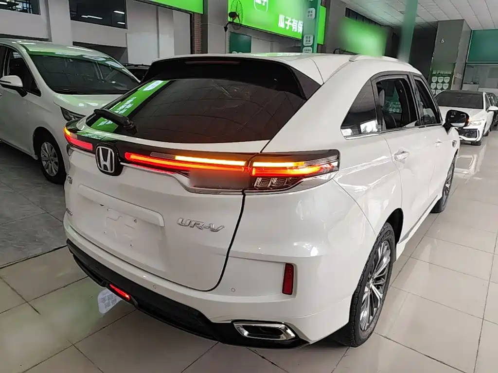 Honda UR-V — фото 7