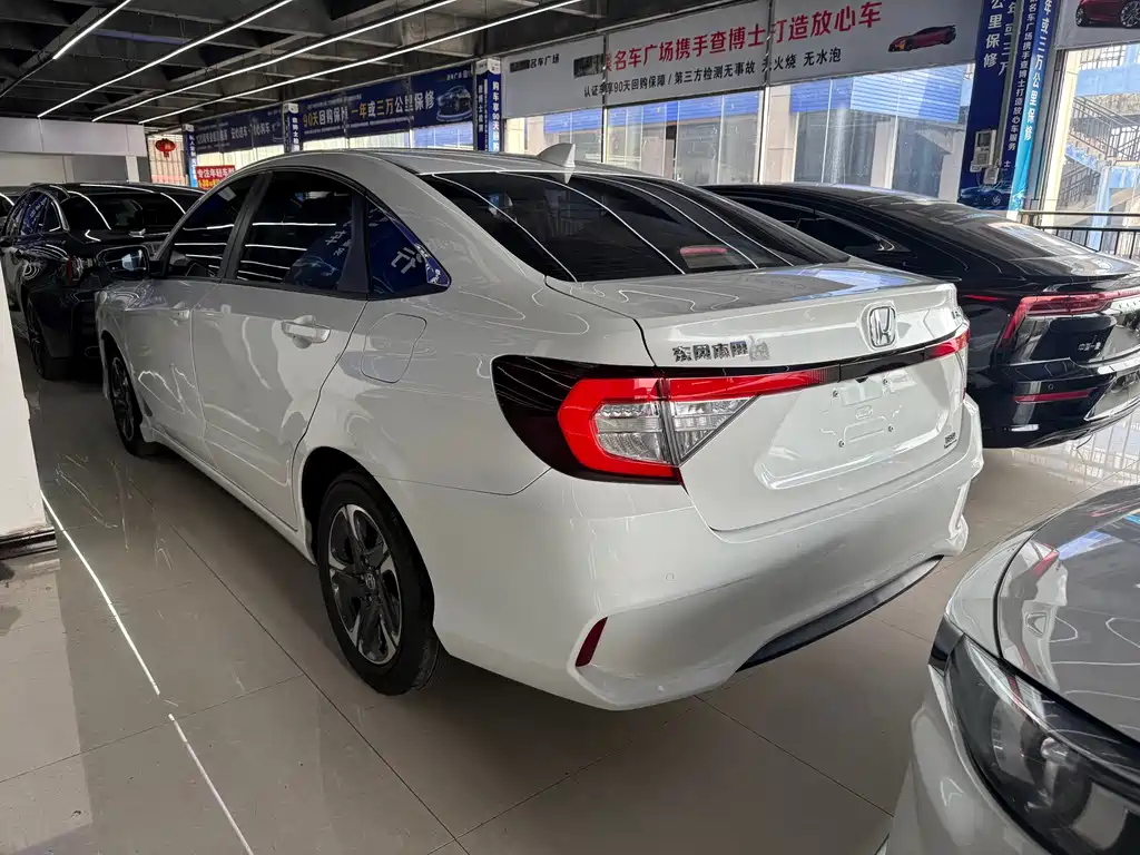 Honda Envix — фото 3