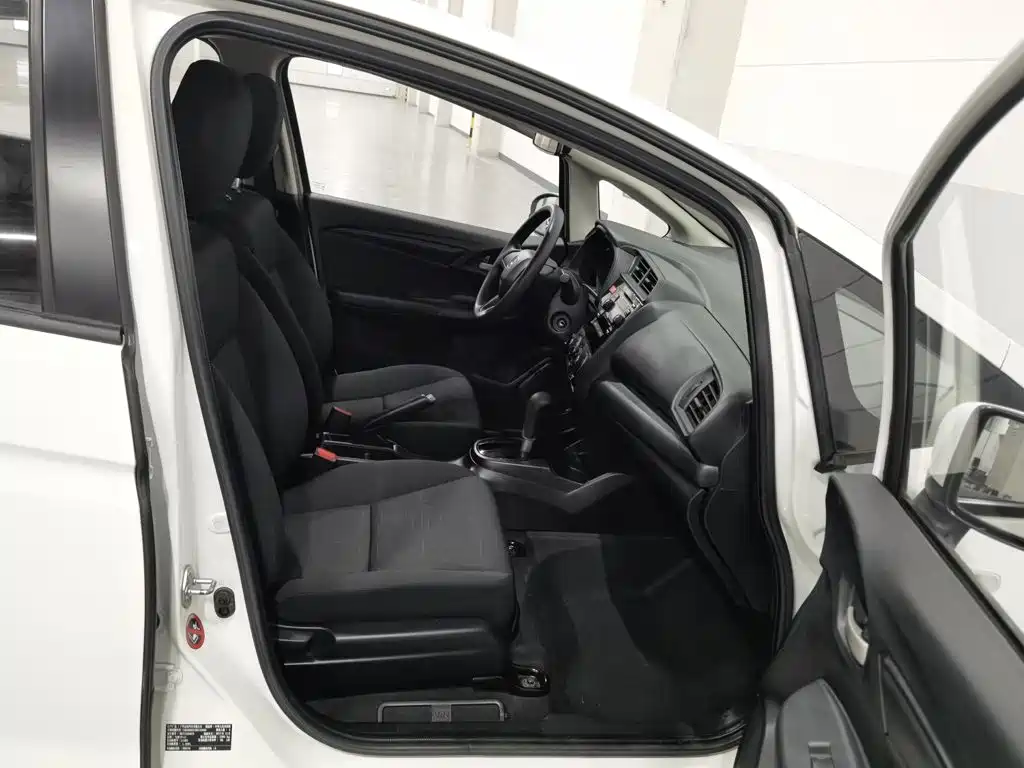 Honda Fit — фото 23