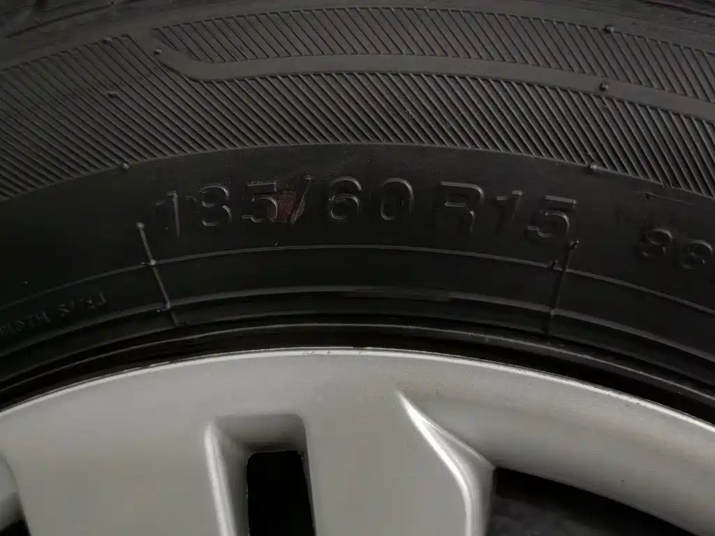 Honda Fit — фото 24