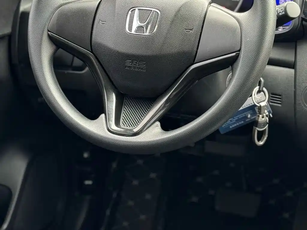 Honda Fit — фото 15