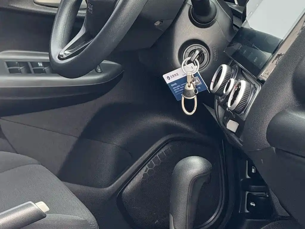 Honda Fit — фото 7