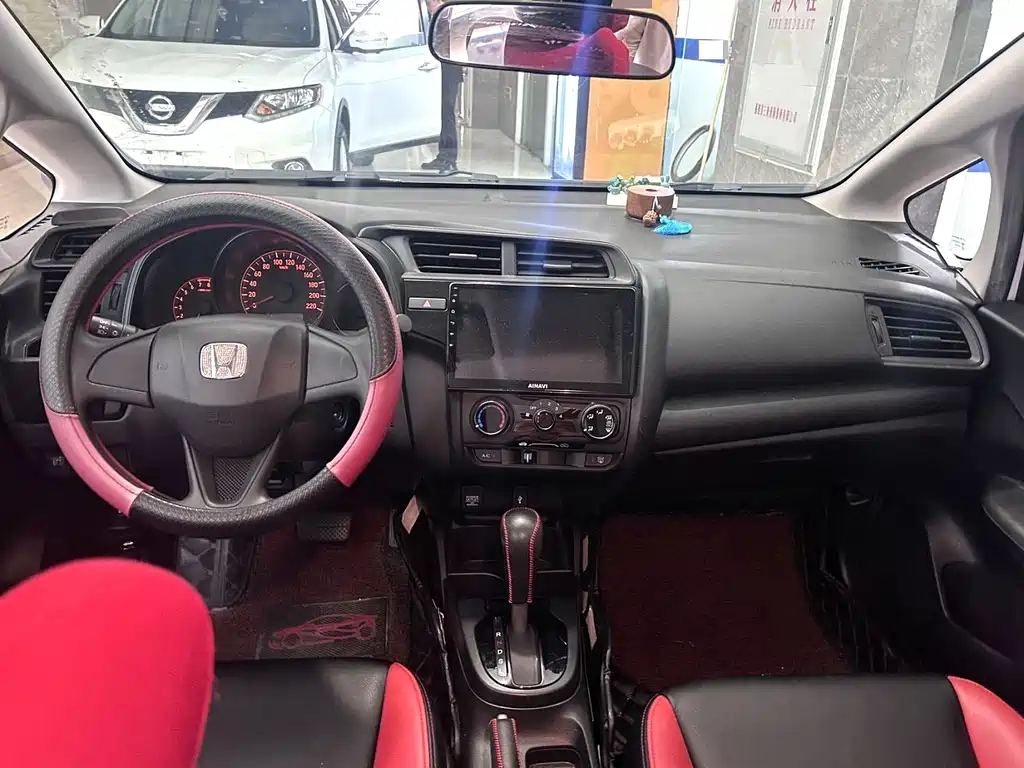 Honda Fit — фото 3