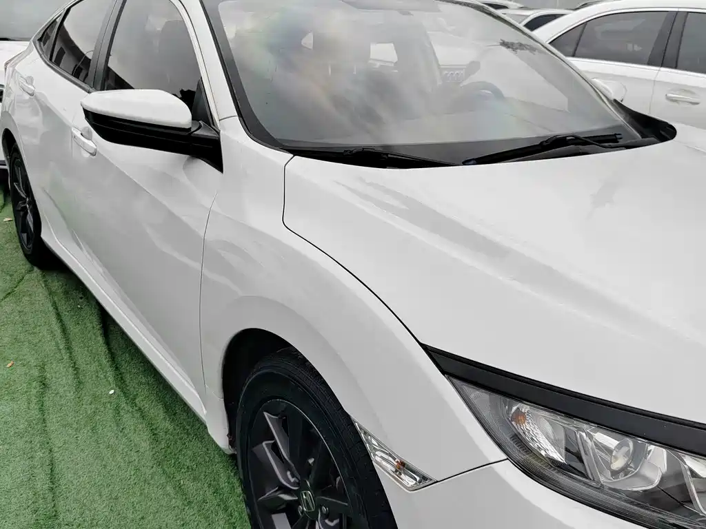 Honda Civic — фото 2