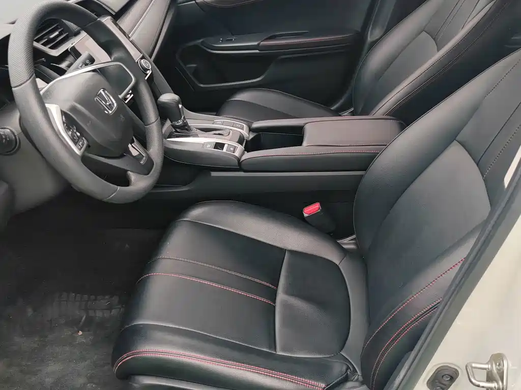 Honda Civic — фото 5