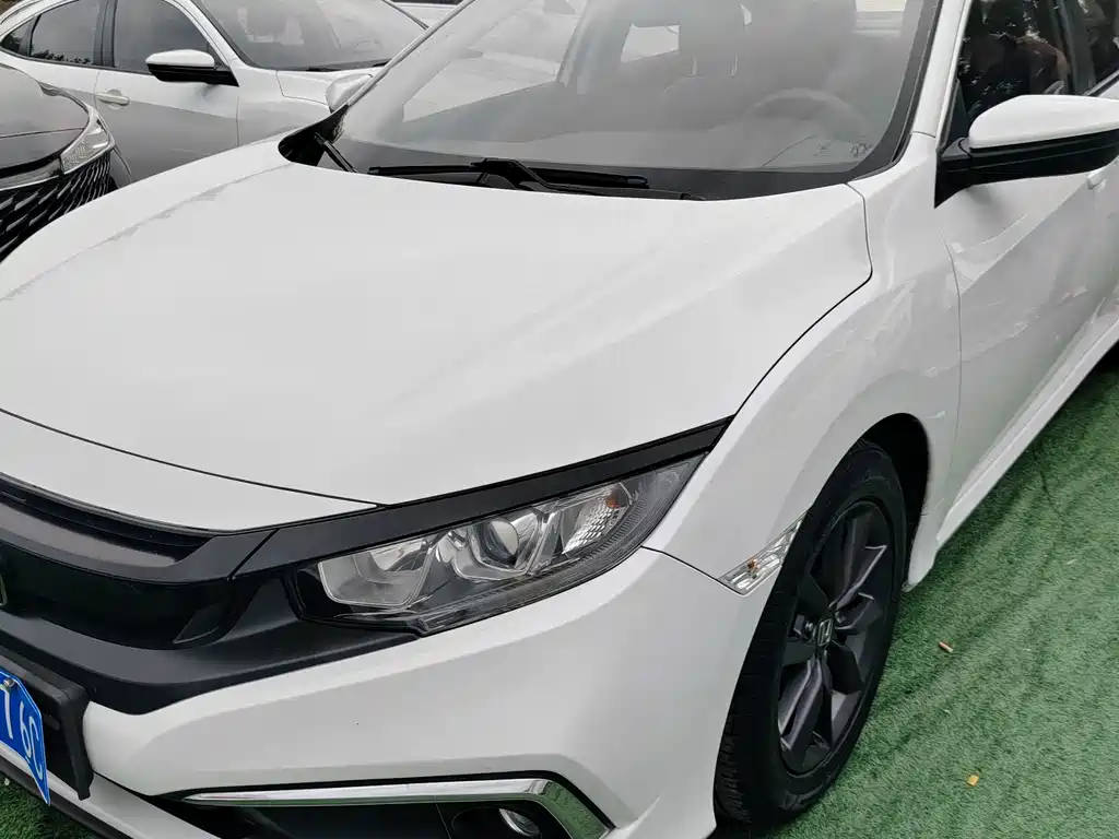 Honda Civic — фото 7