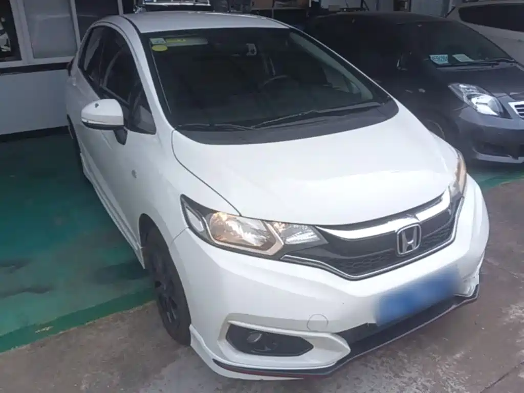 Honda Fit — фото 4