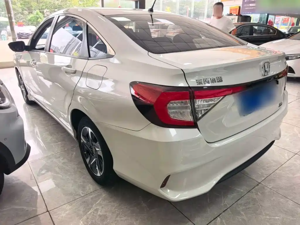 Honda Envix — фото 5