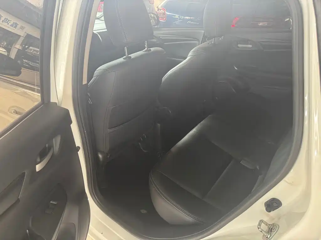 Honda Fit — фото 6