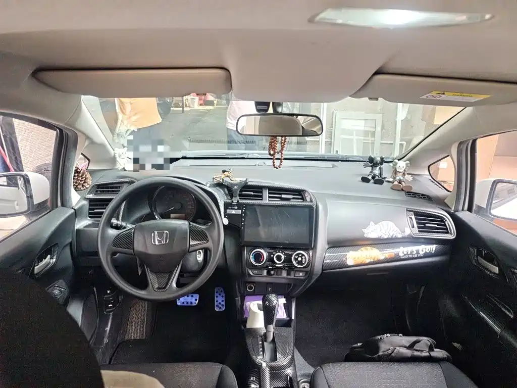 Honda Fit — фото 10