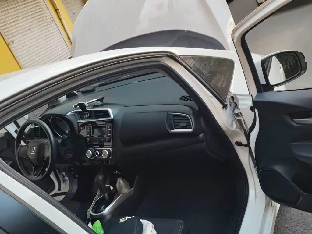 Honda Fit — фото 19