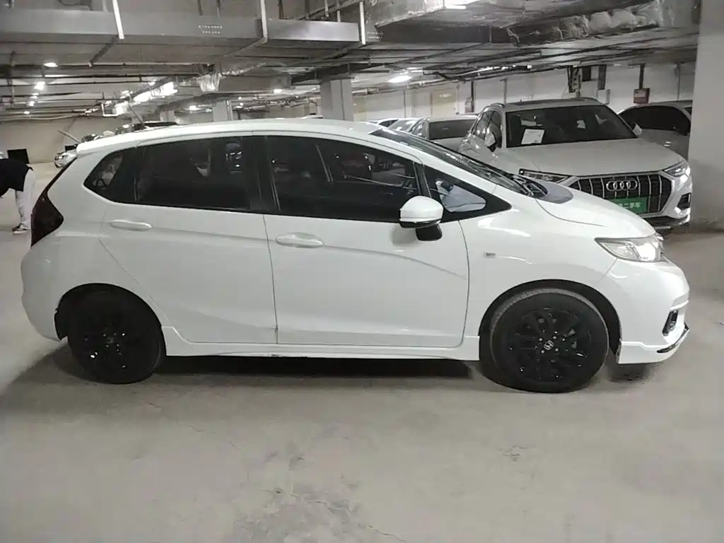 Honda Fit — фото 26