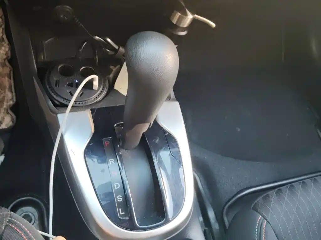 Honda Fit — фото 10
