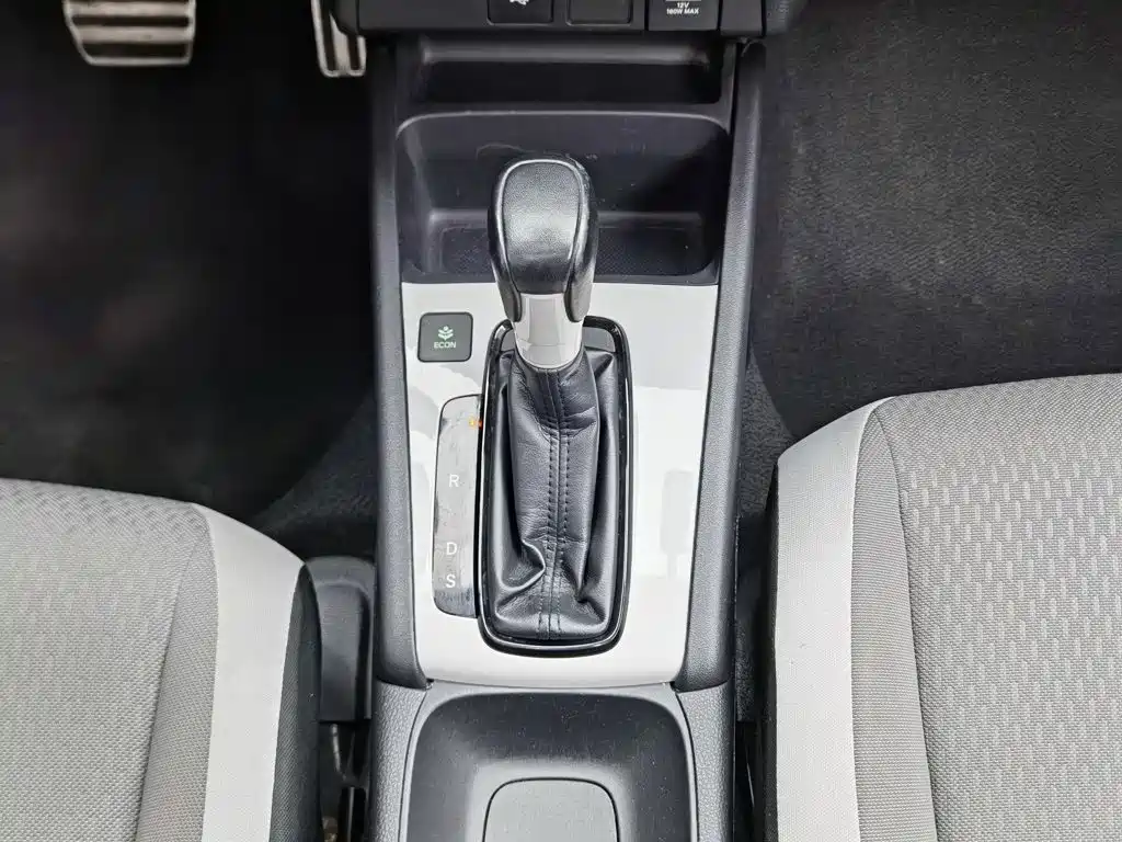 Honda Fit — фото 13