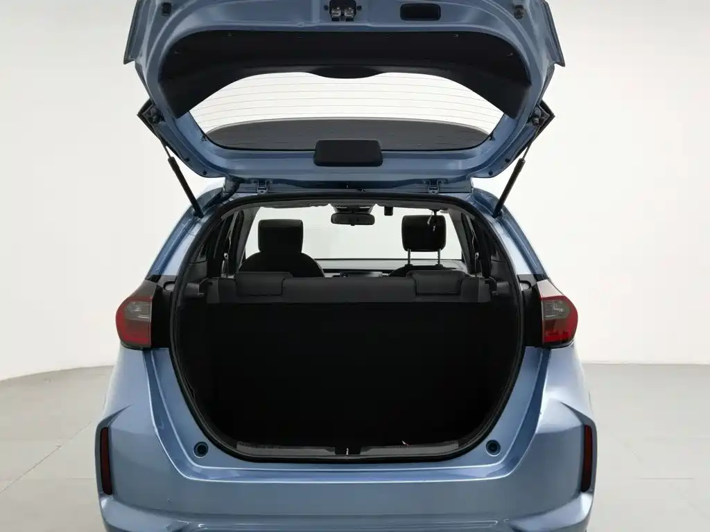 Honda Fit — фото 16