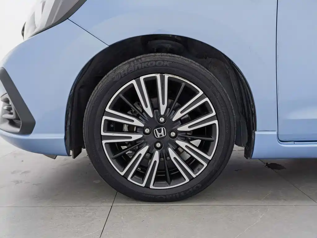 Honda Fit — фото 17