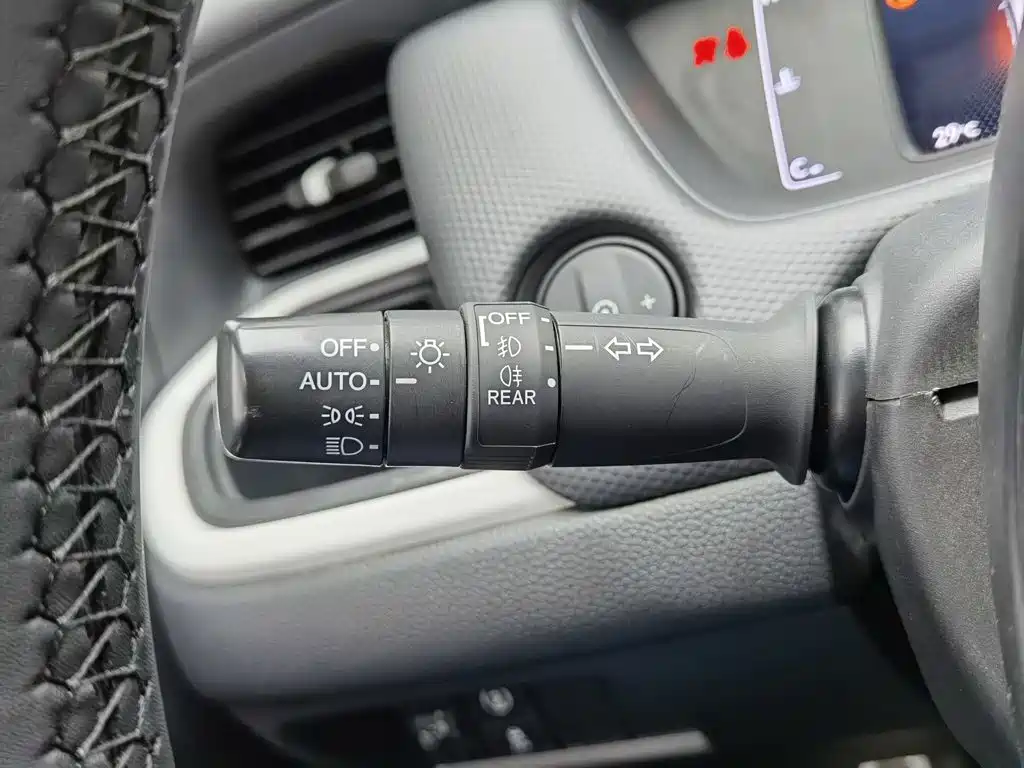 Honda Fit — фото 21