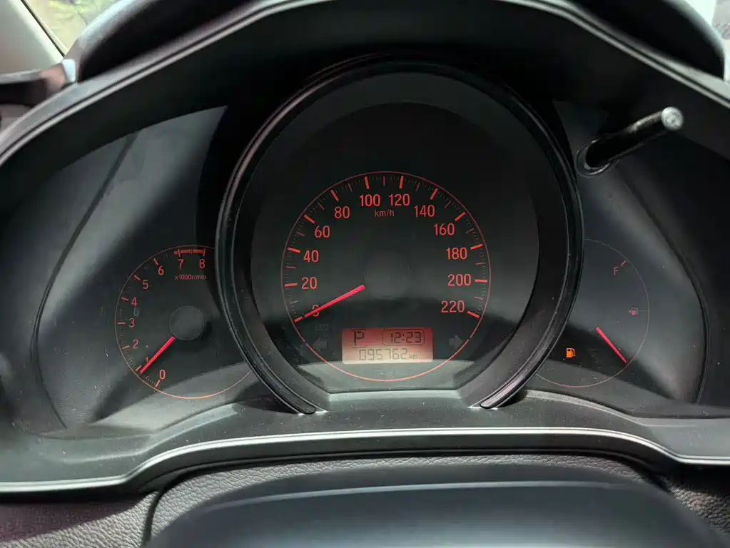 Honda Fit — фото 6