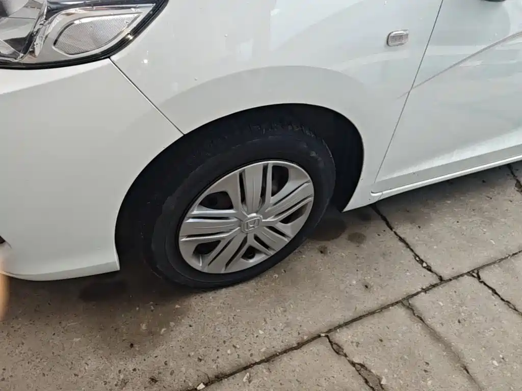 Honda Fit — фото 23