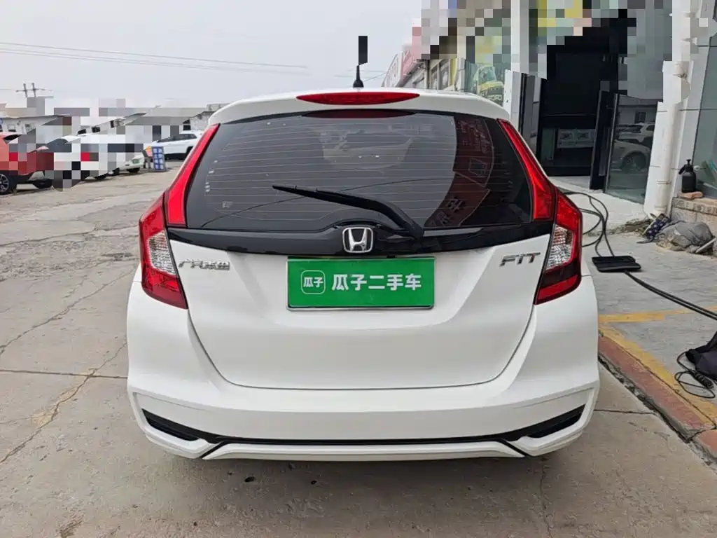Honda Fit — фото 6