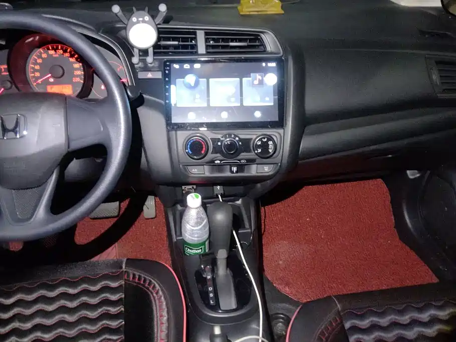 Honda Fit — фото 13