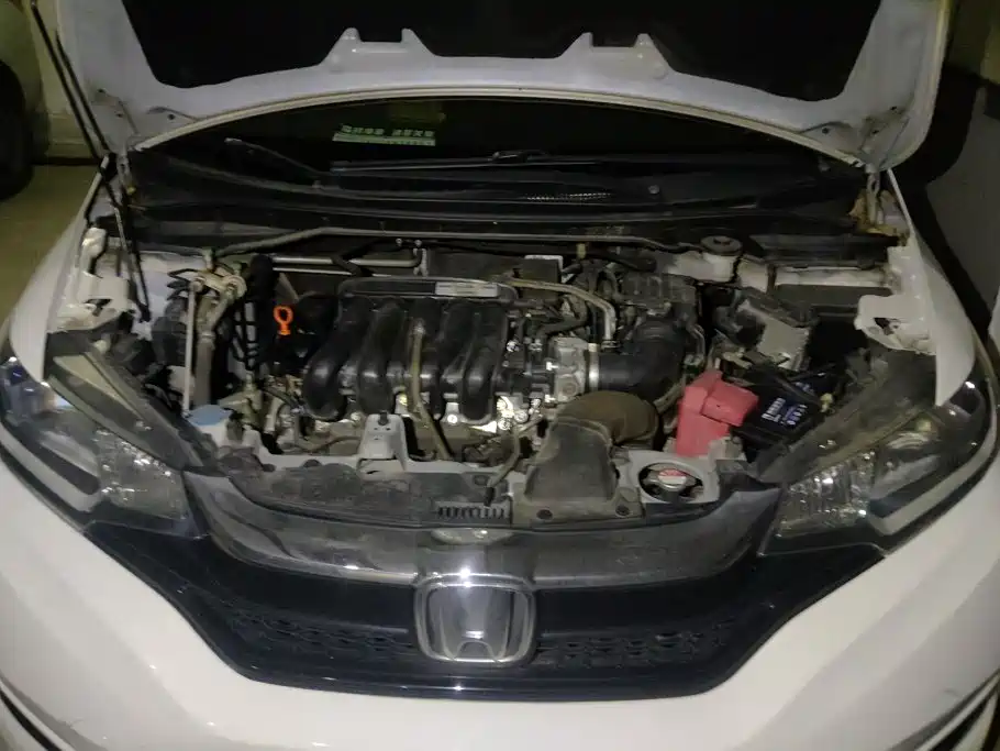 Honda Fit — фото 10