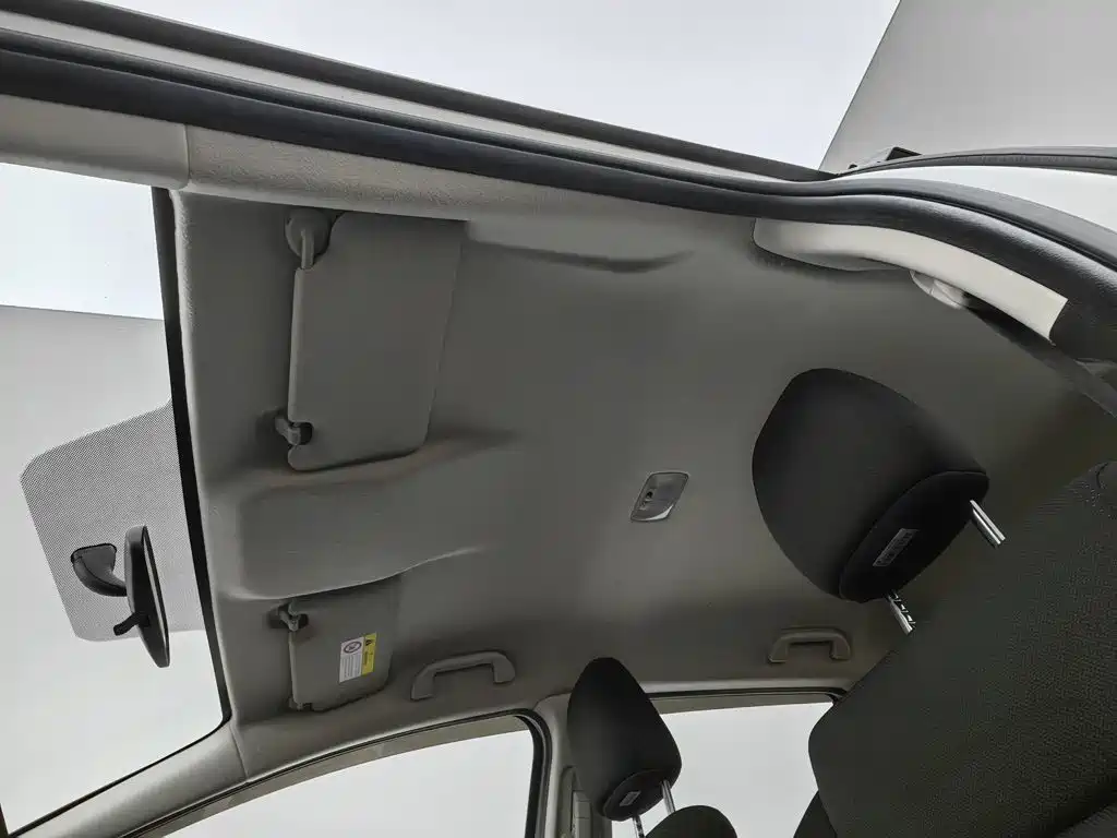 Honda Fit — фото 14