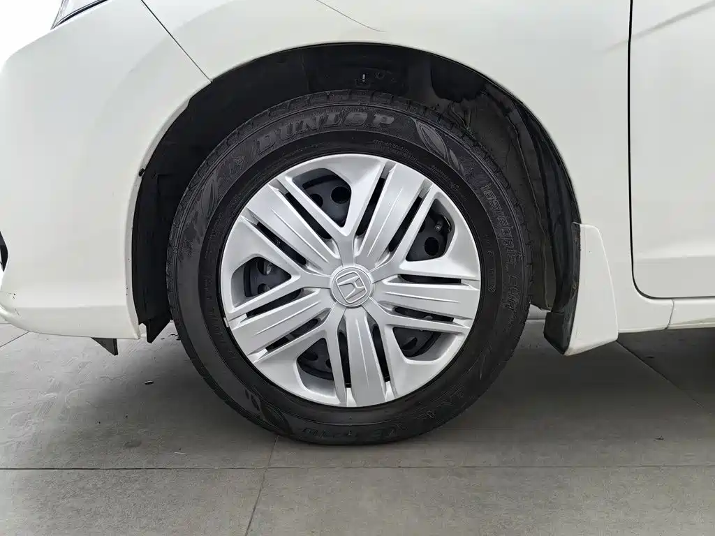 Honda Fit — фото 17