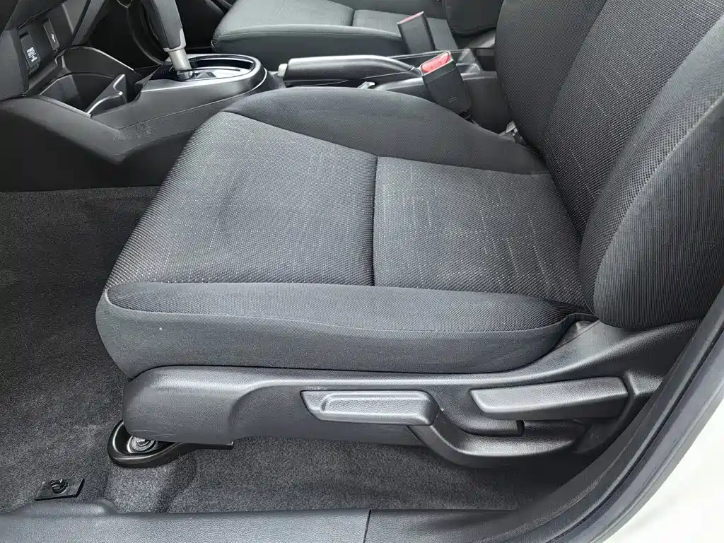 Honda Fit — фото 20