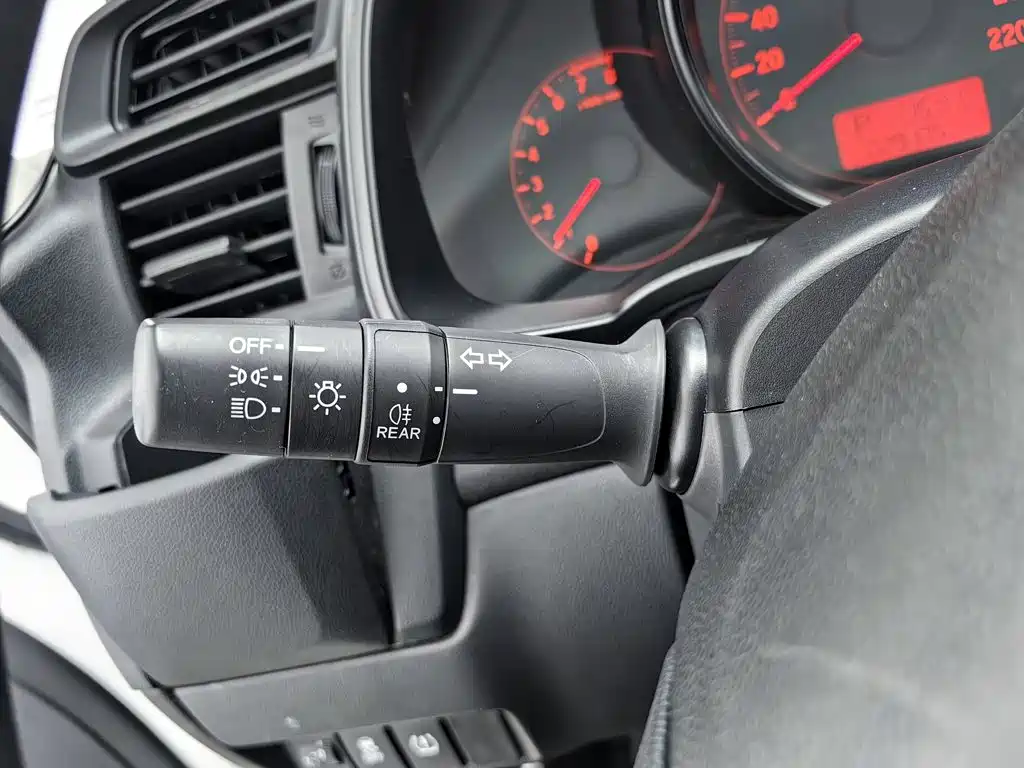 Honda Fit — фото 21