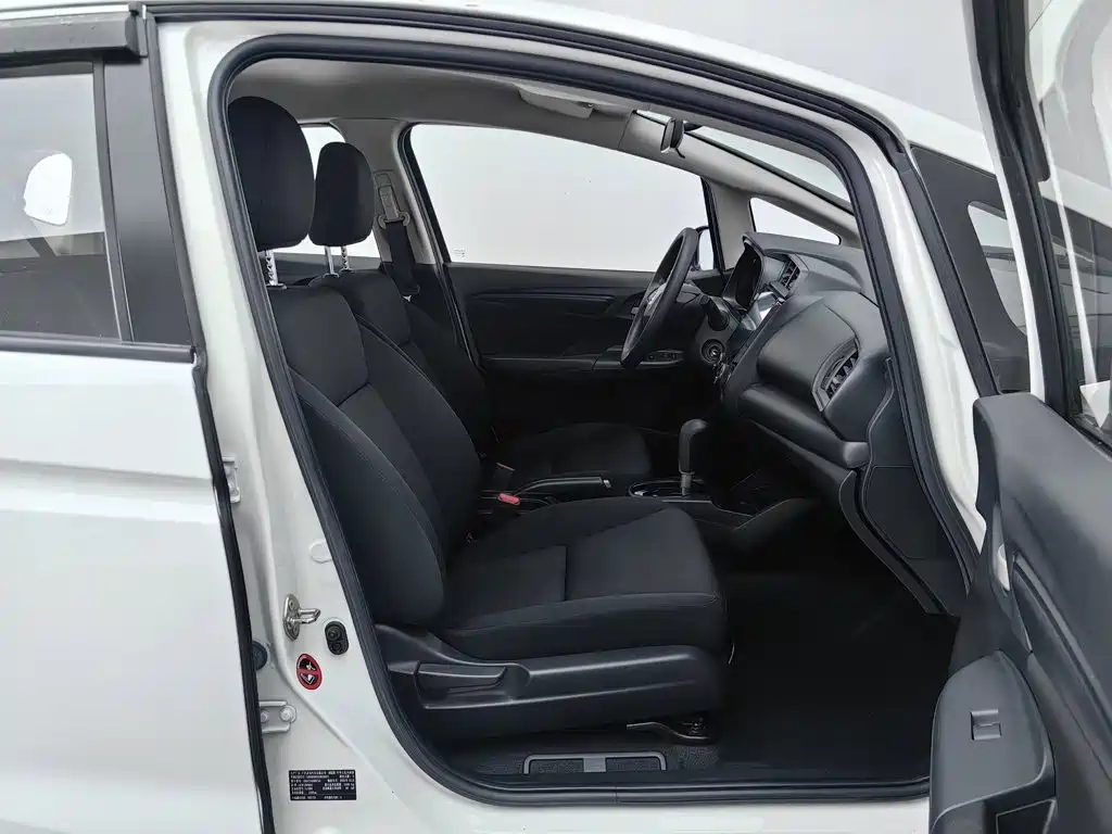 Honda Fit — фото 23
