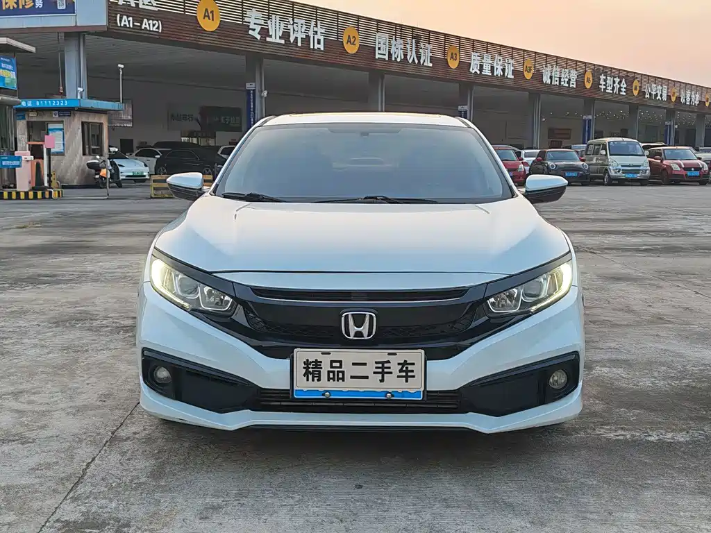 Honda Civic — фото 2