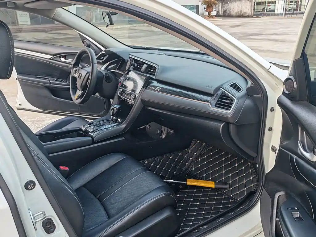 Honda Civic — фото 6